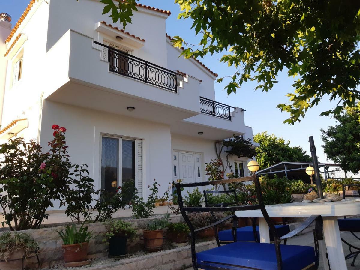 Villa Swan House Panoramic View - Near The Sea Zipárion Exterior foto